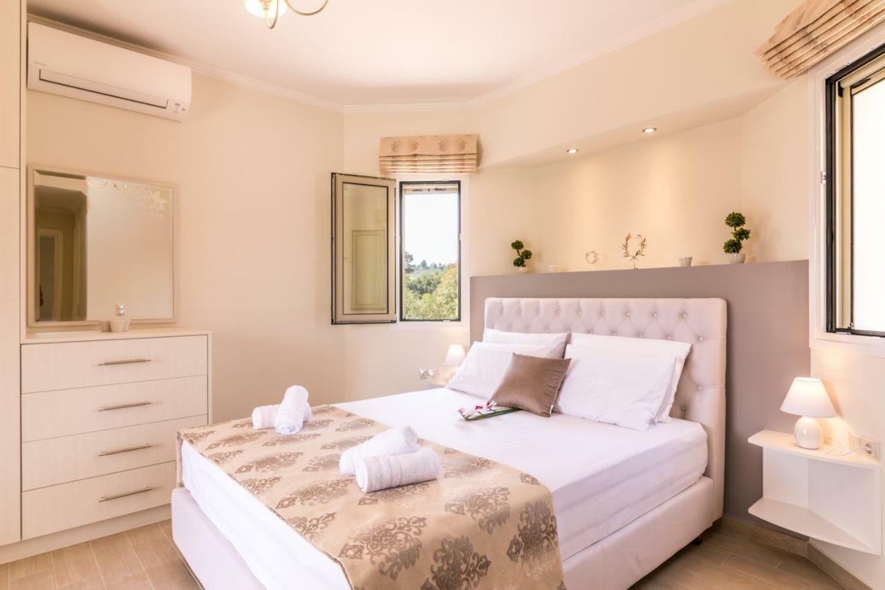 Villa Johnnie Pouládes المظهر الخارجي الصورة