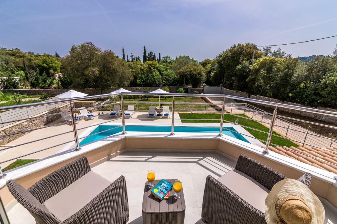 Villa Johnnie Pouládes المظهر الخارجي الصورة